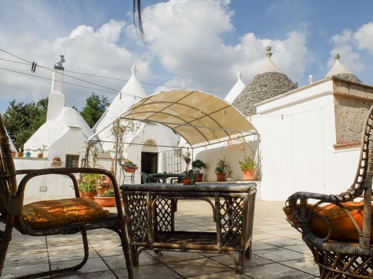 Villa Trullo Chiari Di Bosco Martina Franca Exterior foto